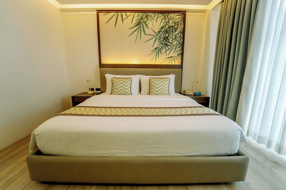 Premiere Room
