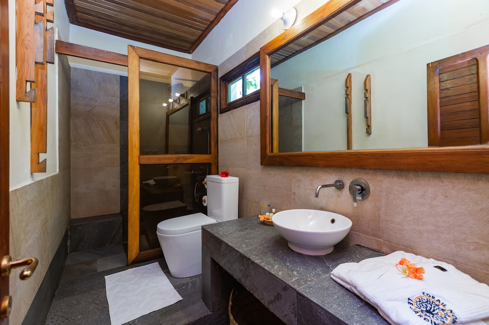 Corail Noir Hotel 49/50