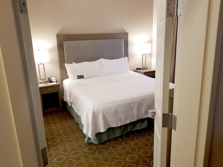 Homewood Suites by Hilton Orlando-Maitland 4/16