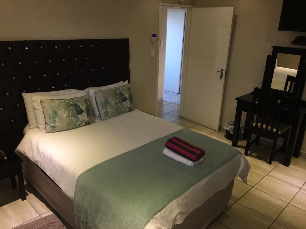 Gecko Inn Guest House 6/50