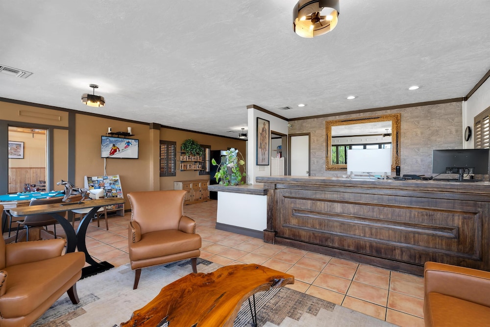 Tombstone Lookout Lodge, SureStay Collection by Best Western 7/49