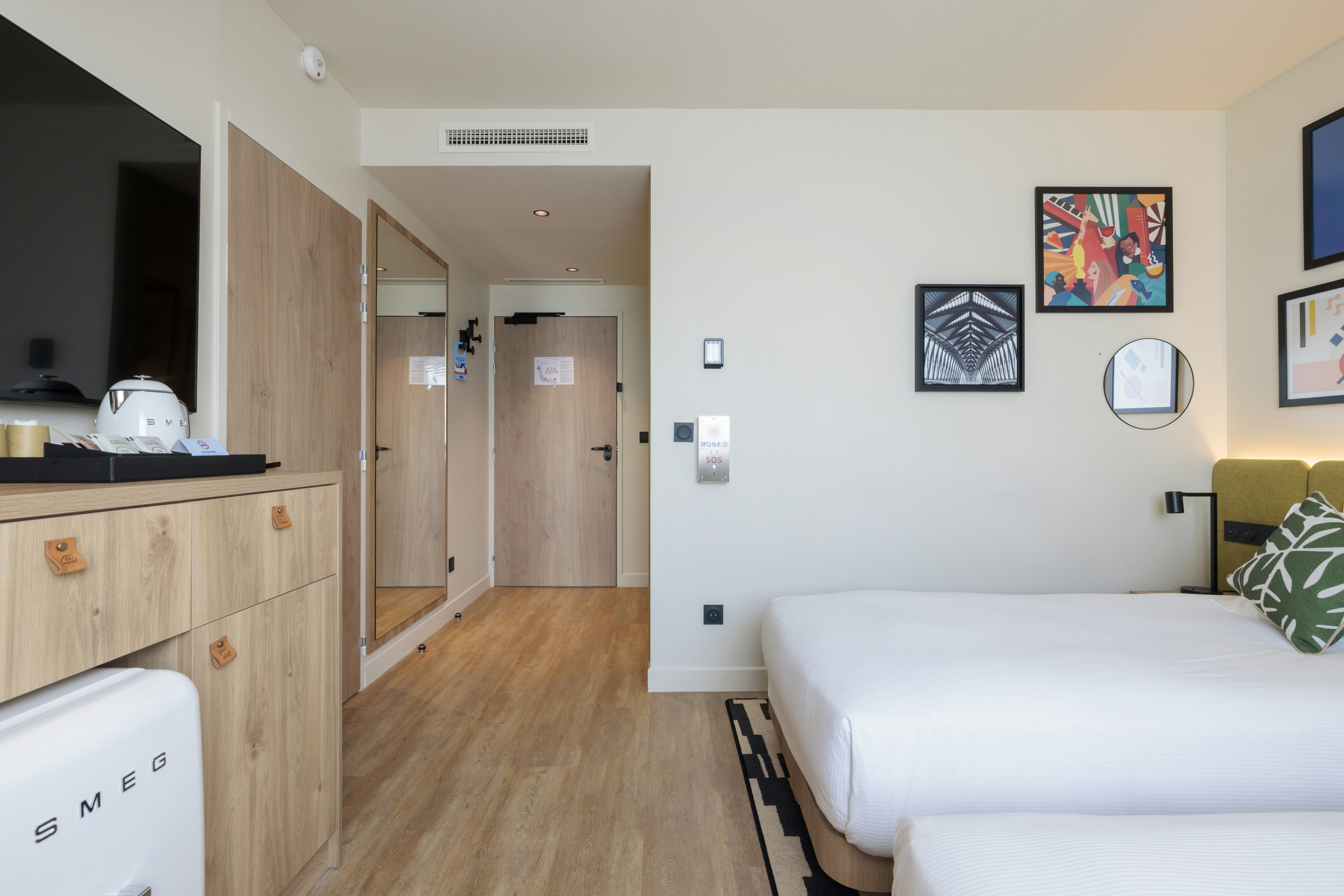 Room at Hampton by Hilton Lyon  Airport, COLOMBIER-SAUGNIEU