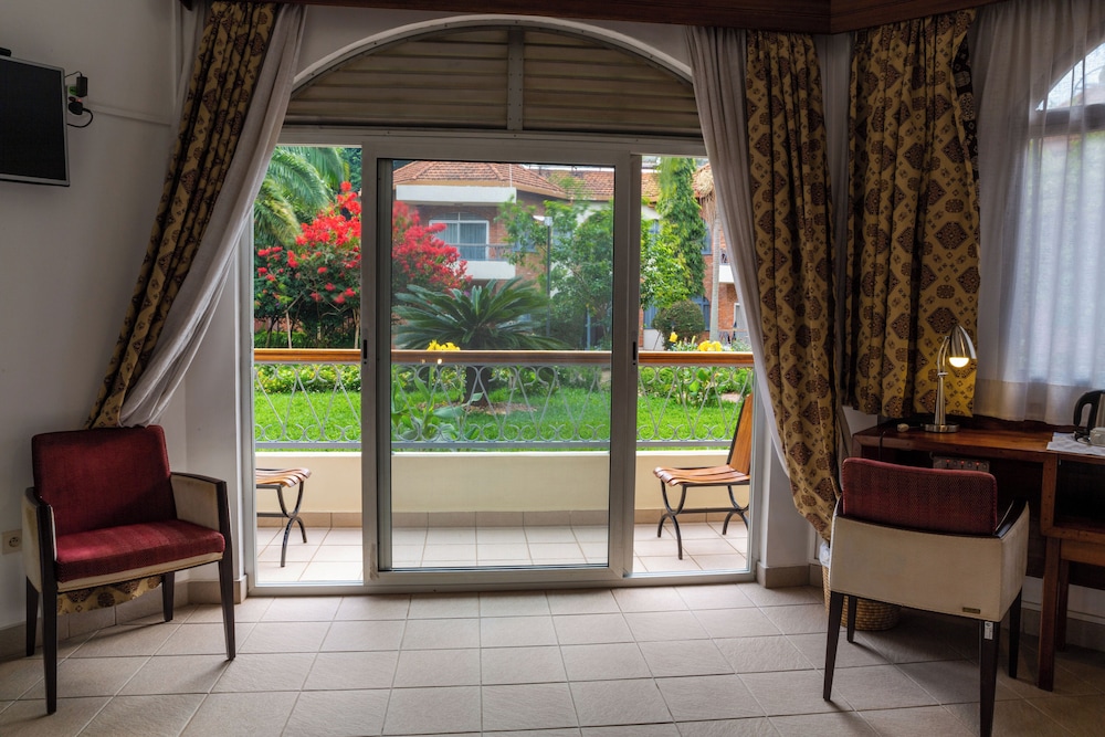 Chez Lando Hotel 60/70