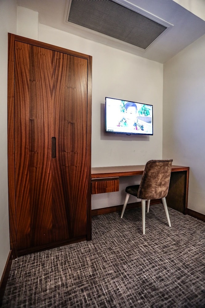 Akamoy Boztepe Hotel & Restaurant 30/40