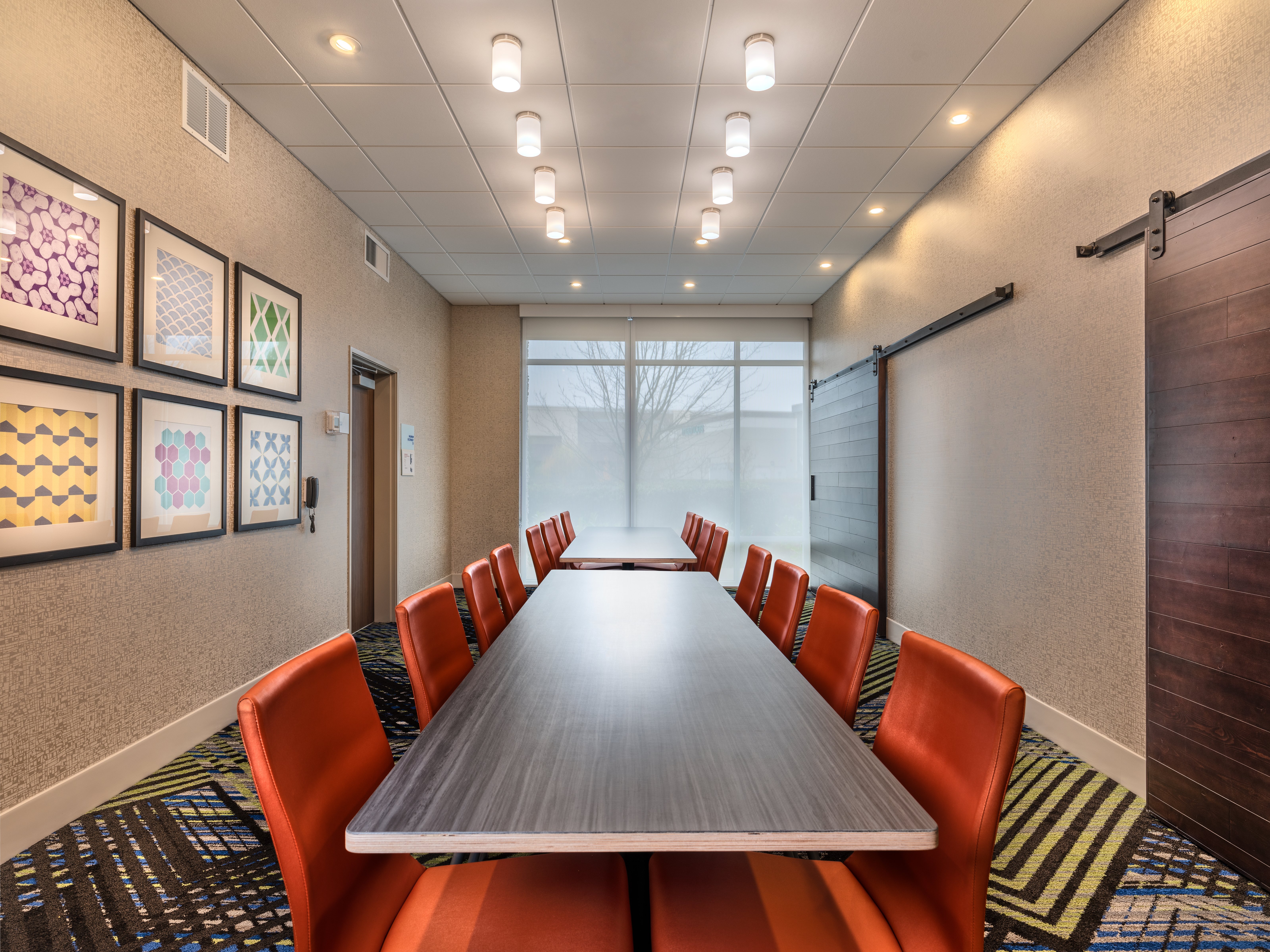 Holiday Inn Express and Suites Salem North - Keizer 51/71