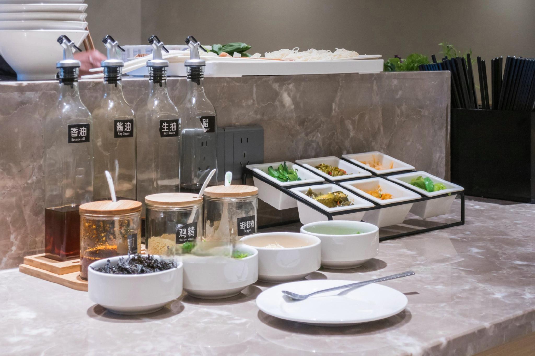 Homeinn Selected (Wanda Plaza store of Changzhou global dinosaur city) 40/50