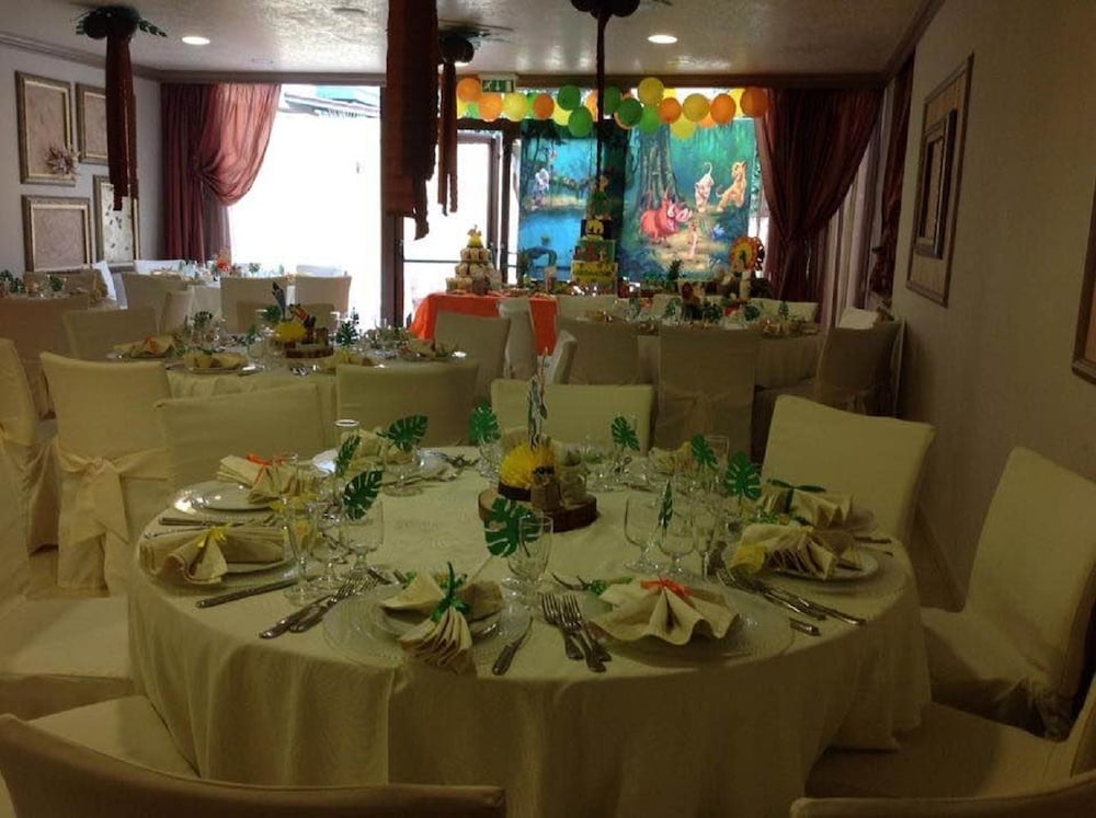 Sammartano Hotel 43/56