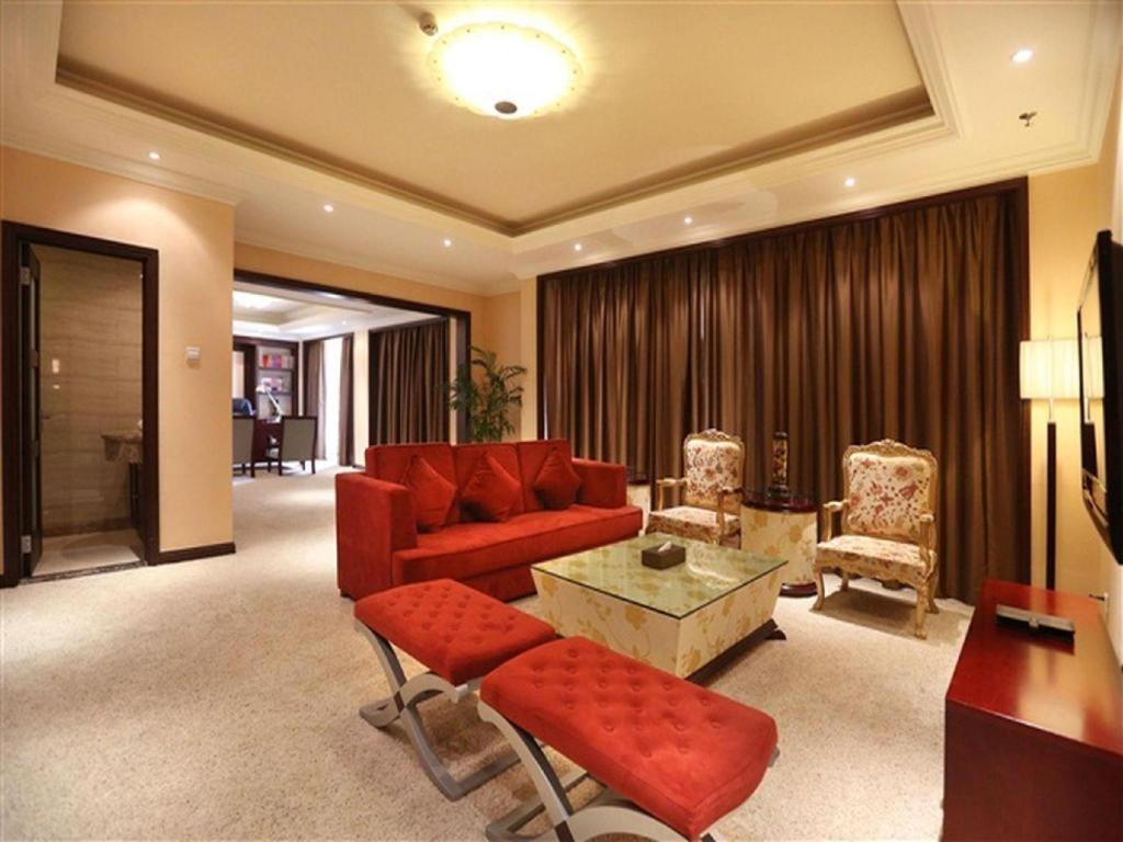 Qingdao Kuaitong International Hotel 23/43