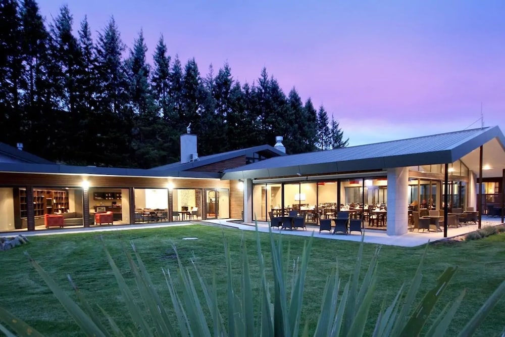 Braemar Lodge Spa 1/50