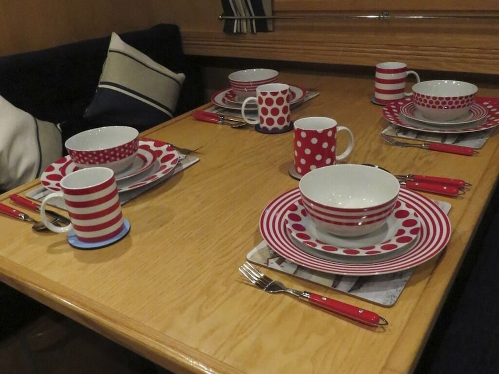 Houseboat Hotels - Hotel boat 19/31