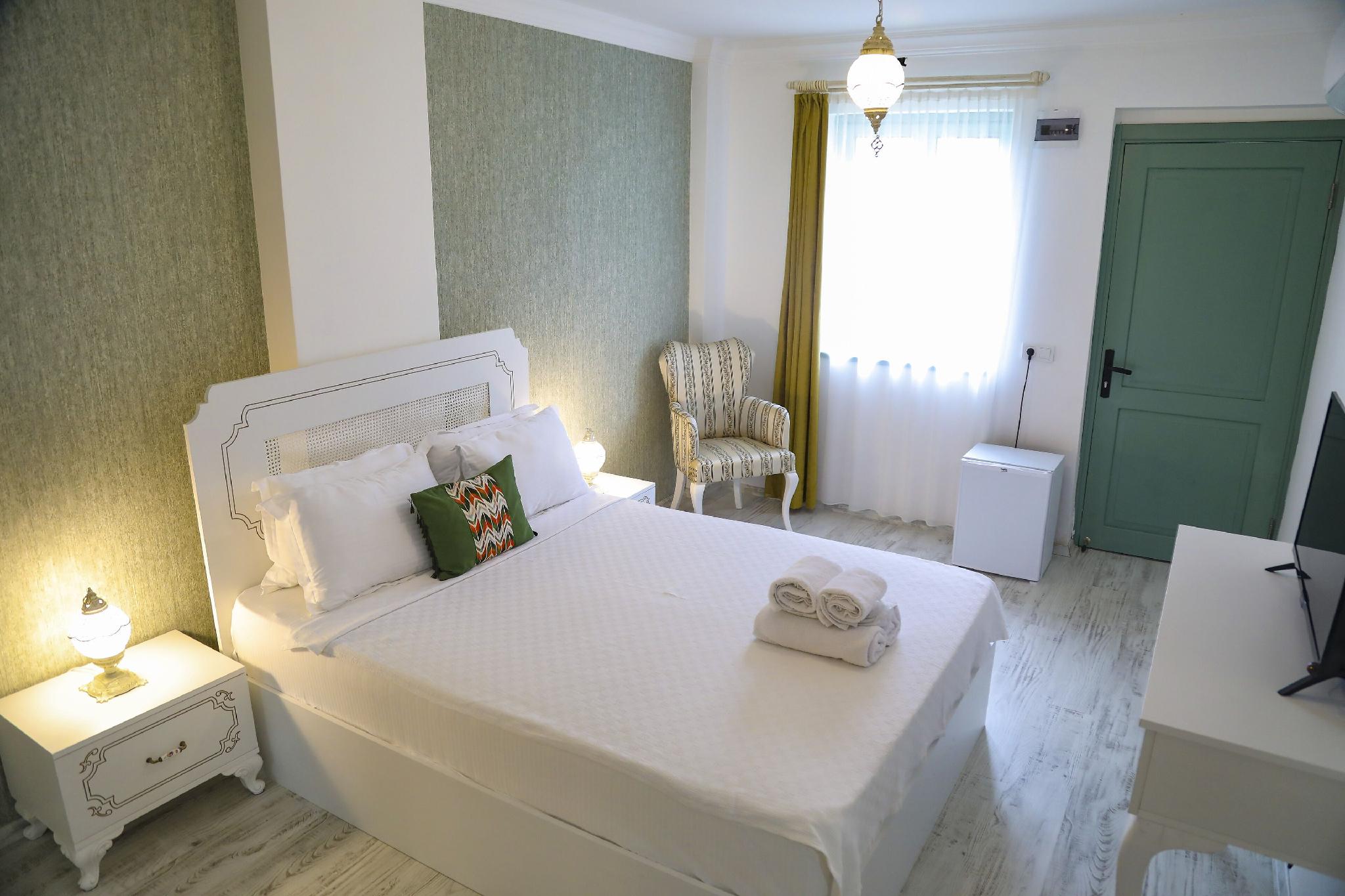 Elda Alacati Boutique Hotel 10/25