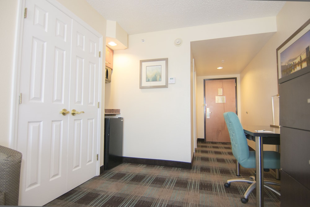Wingate By Wyndham Orlando International Airport 27/41