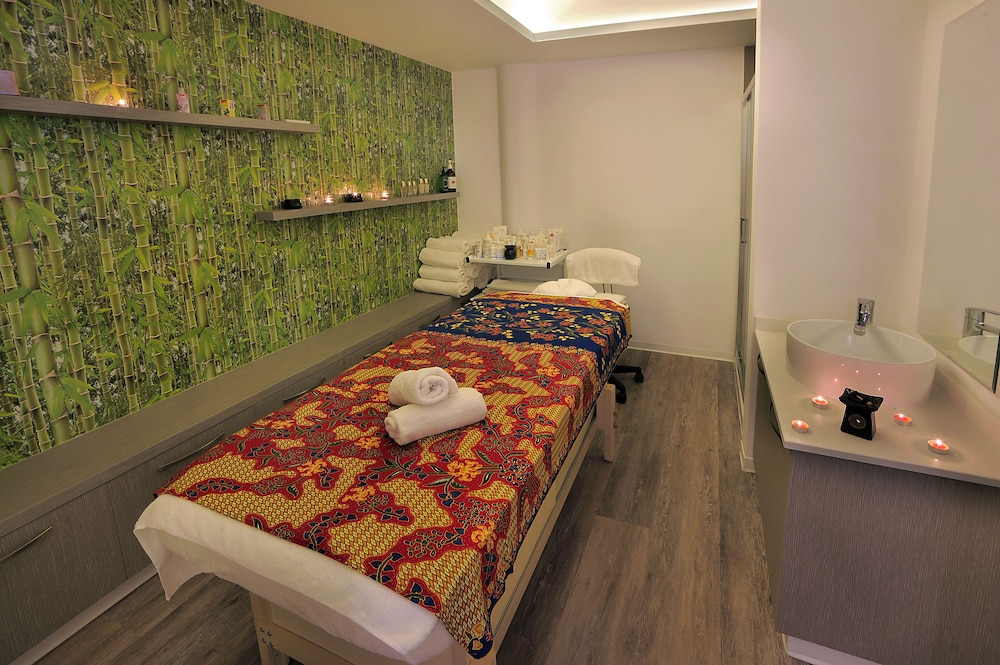 Okeanos Beach Boutique Hotel 15/39