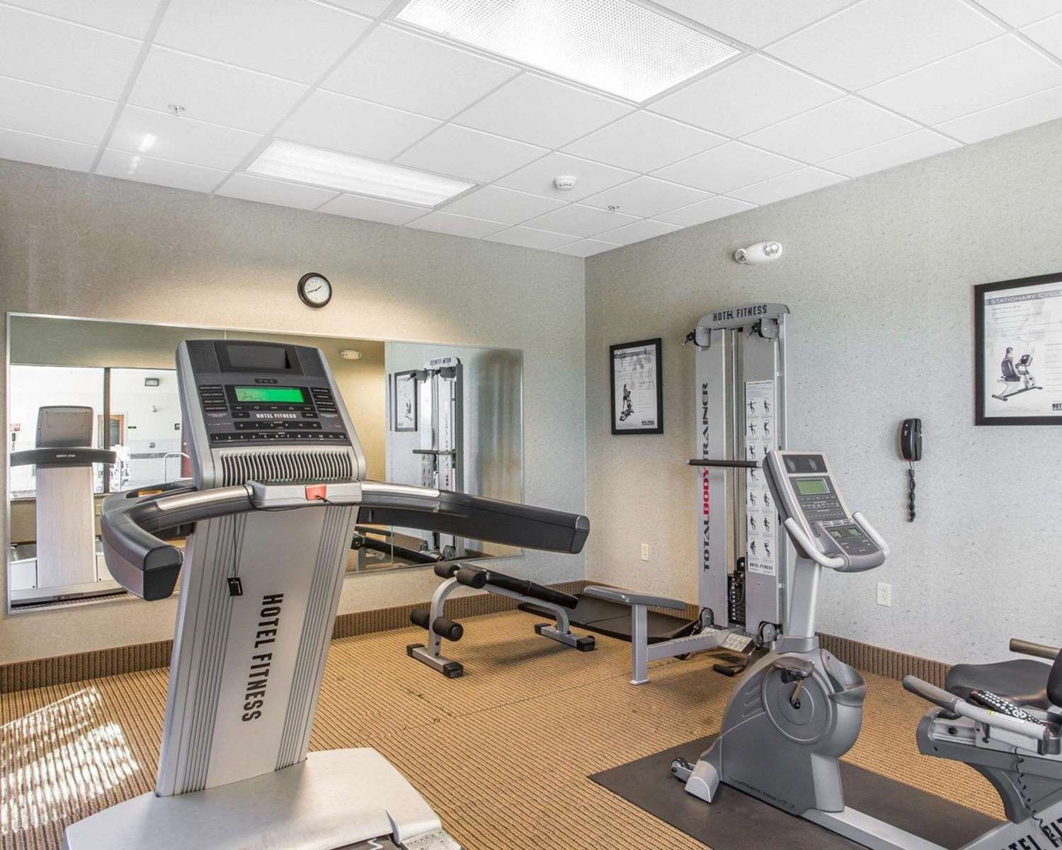 Comfort Inn & Suites Madisonville KY 23/33
