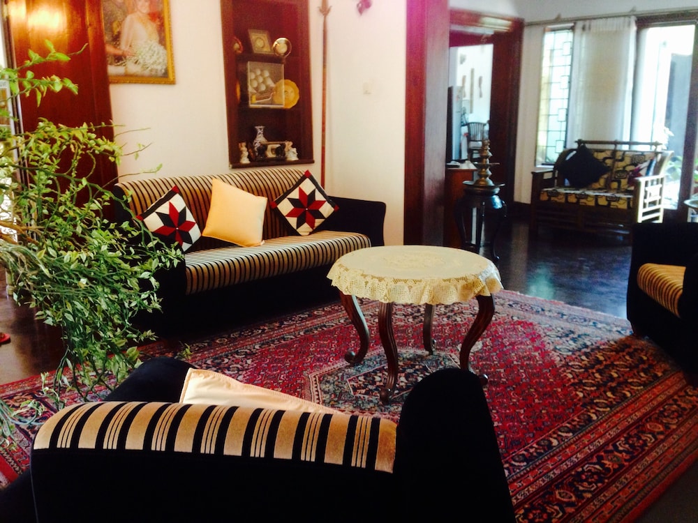 Yalegoda Walauwa Homestay 32/50