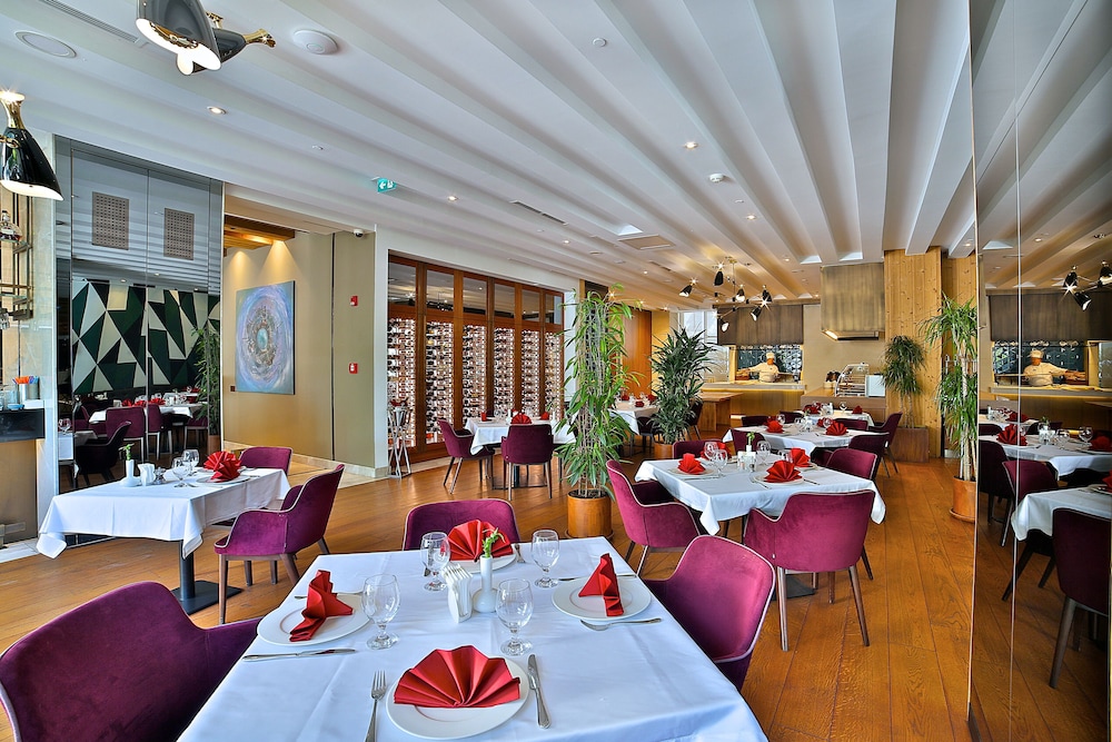 Dosso Dossi Hotels and SPA Downtown 35/50