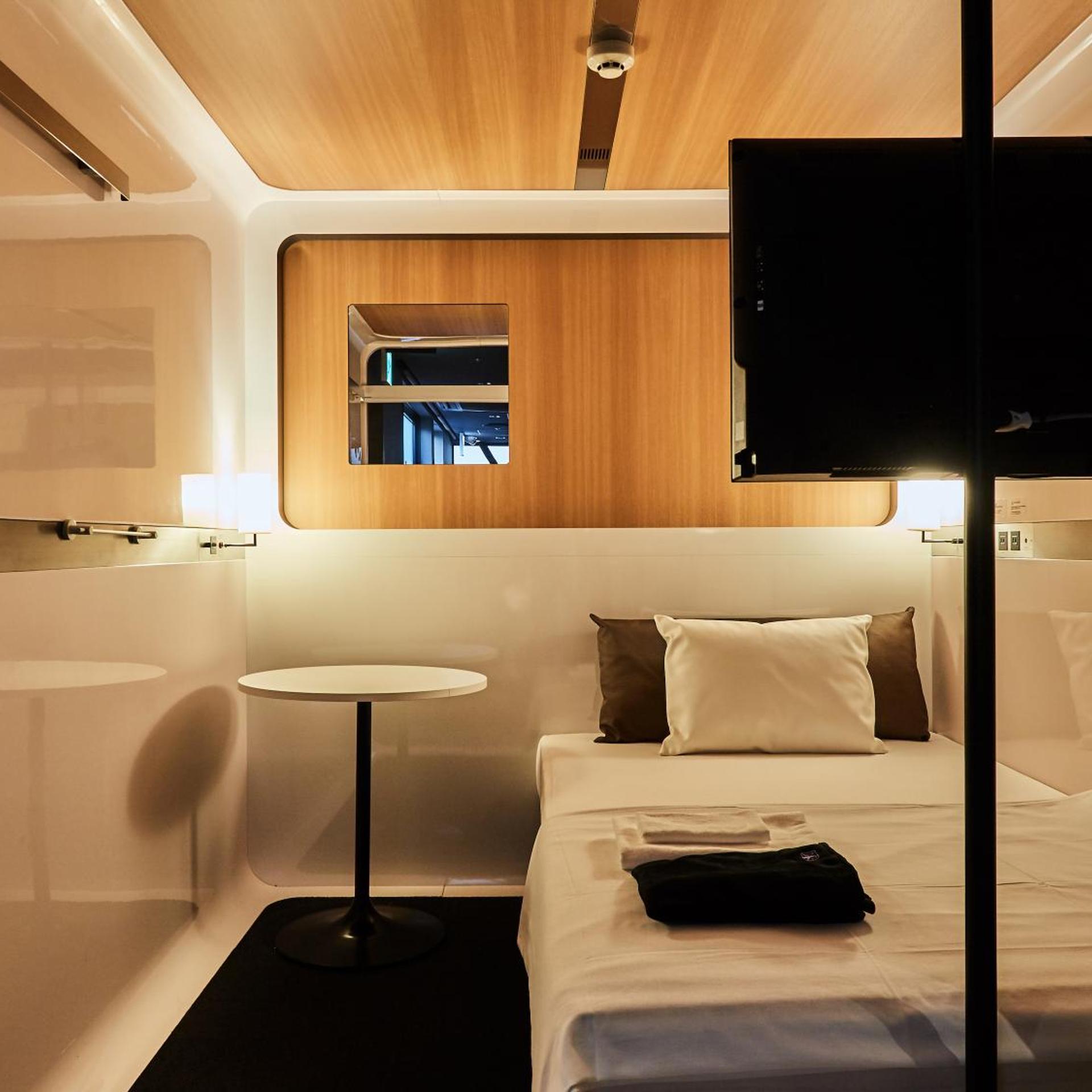 First Cabin Nishi Umeda 12/66