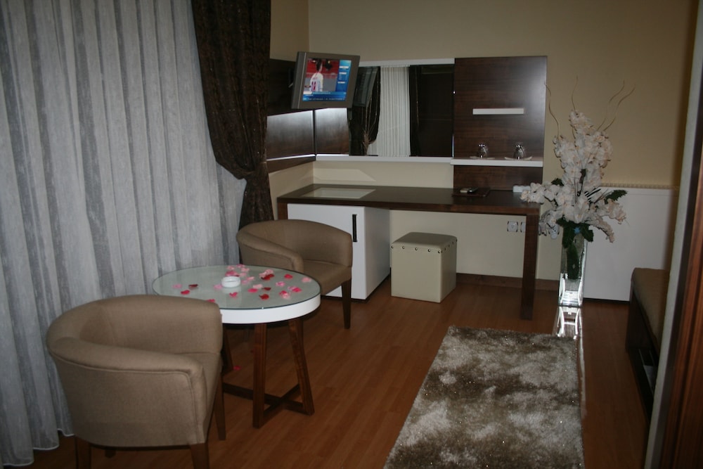 NYSA HOTEL 19/50