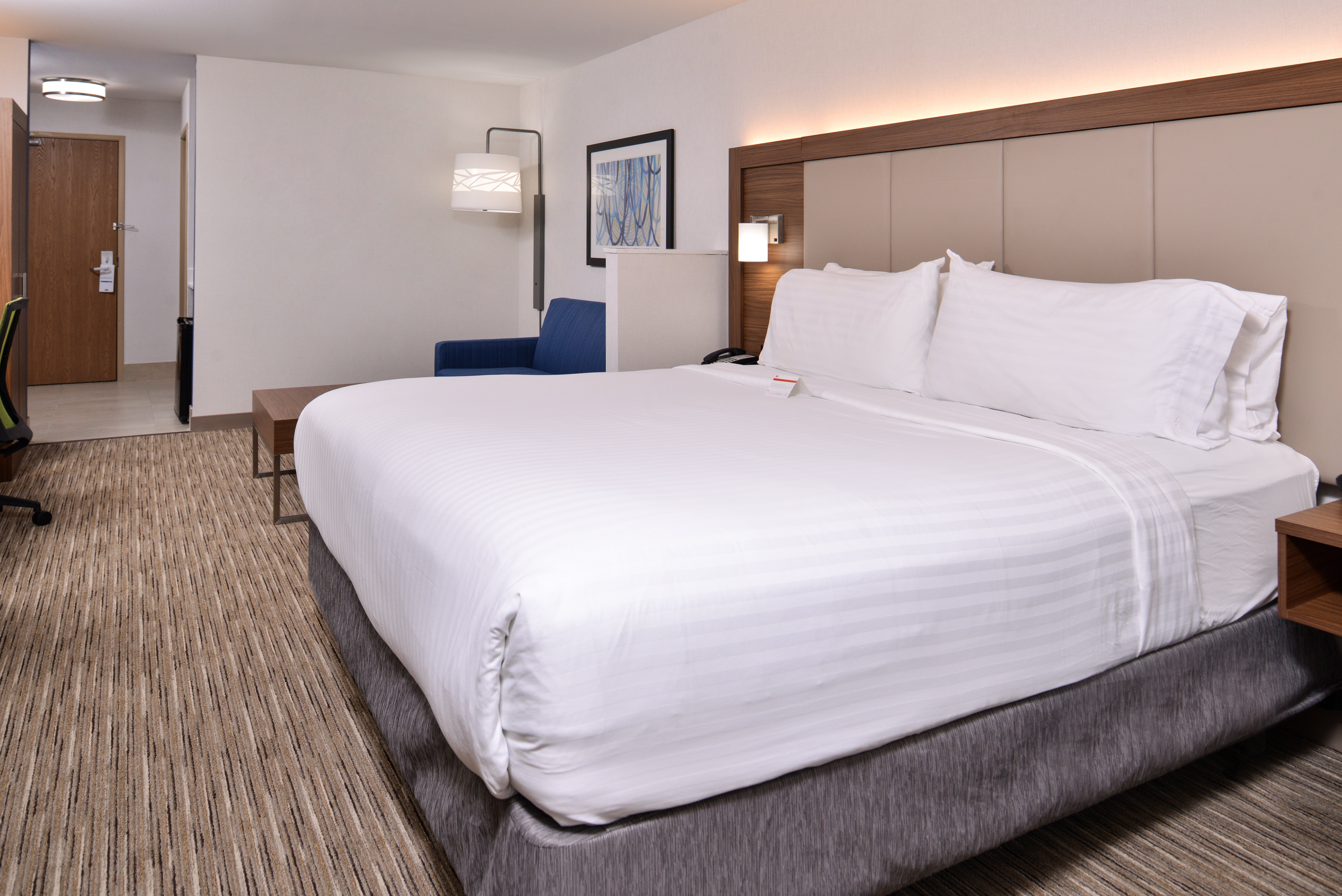 Leisure, King Bed