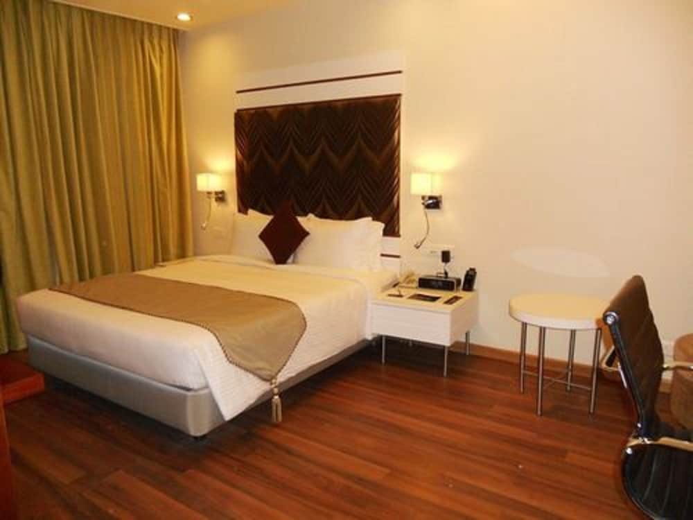 The Residency Karur 11/27