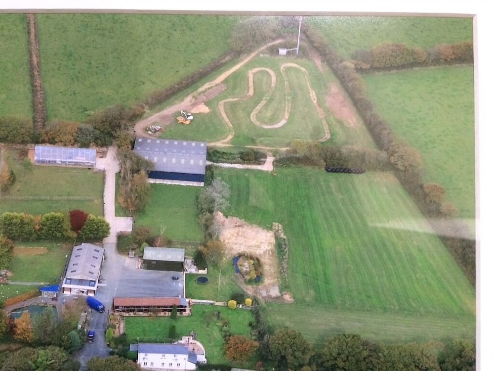Barton Gate Farm Guesthouse 41/50