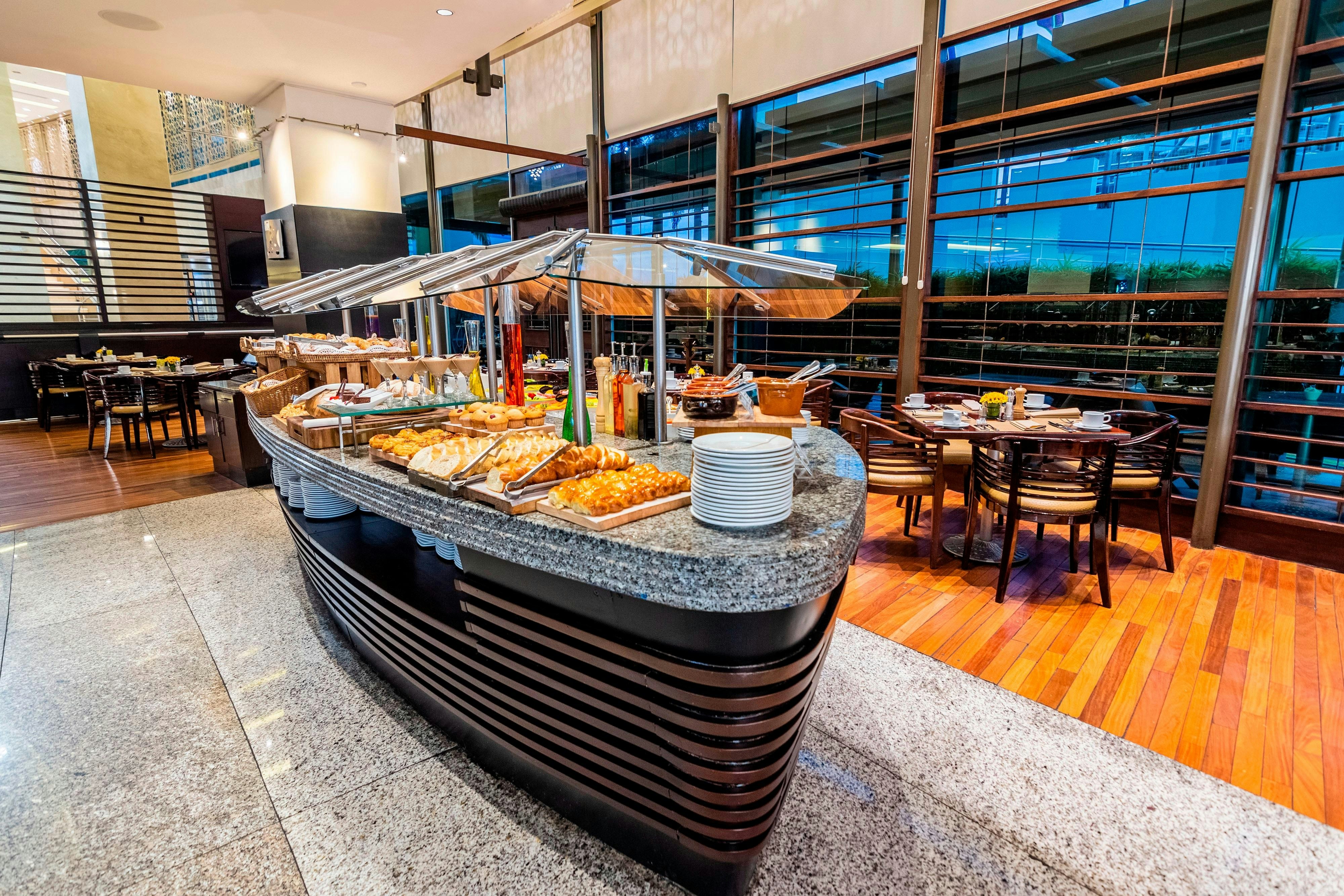 Sheraton Guayaquil Hotel 30/40