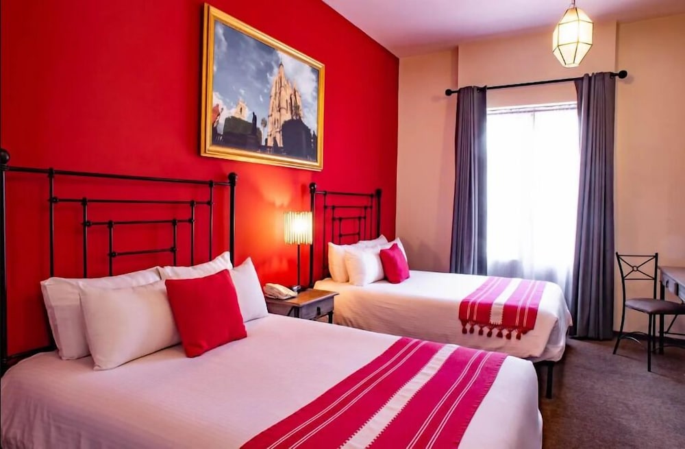 Hotel La Casona 35/68