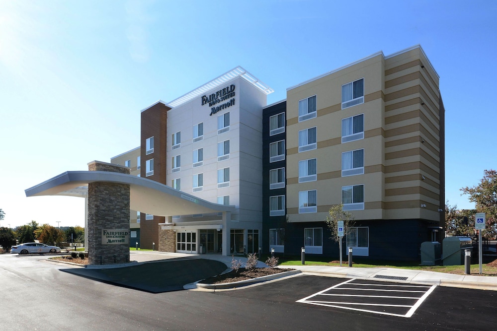 Fairfield Inn & Suites By Marriott Raleigh Capital Blvd./I-540 43/49