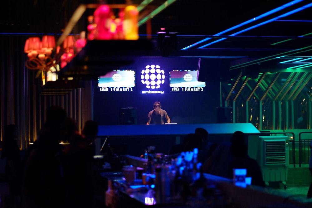 J.ICON HIP HOTEL 42/53