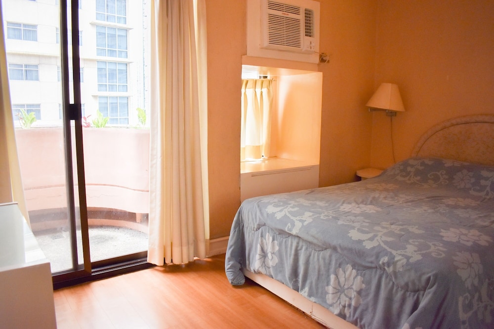 Sunette Tower Suites Makati City Center 26/75