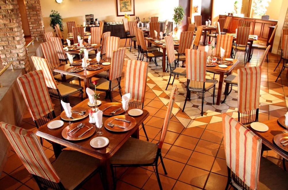 Willows Garden Hotel Potchefstroom 13/22