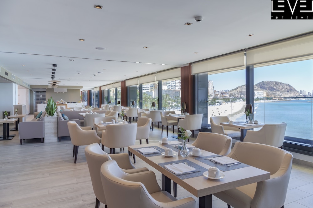 The Level At Melia Alicante 56/68