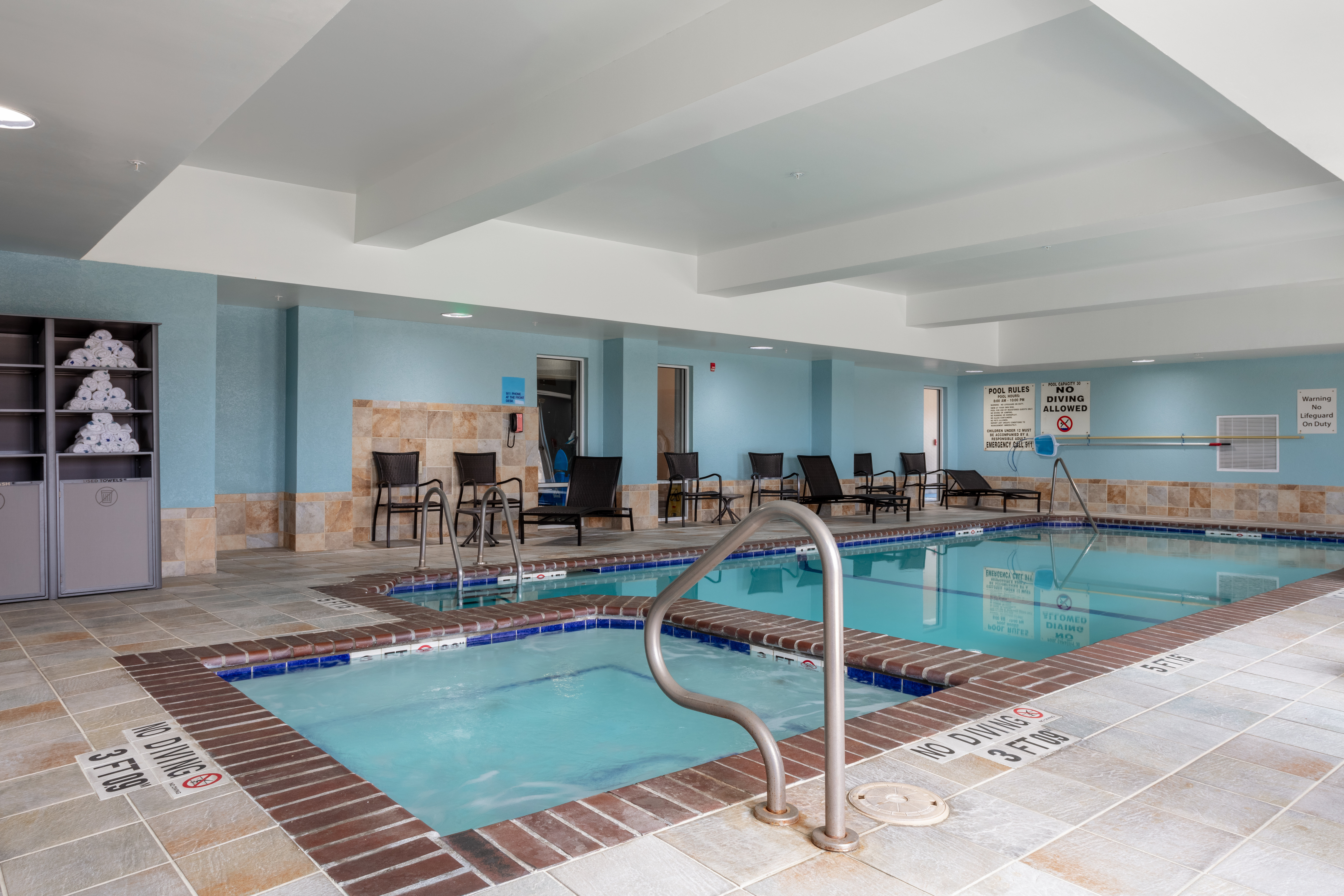 Holiday Inn Express Hotel & Suites El Paso West 18/36