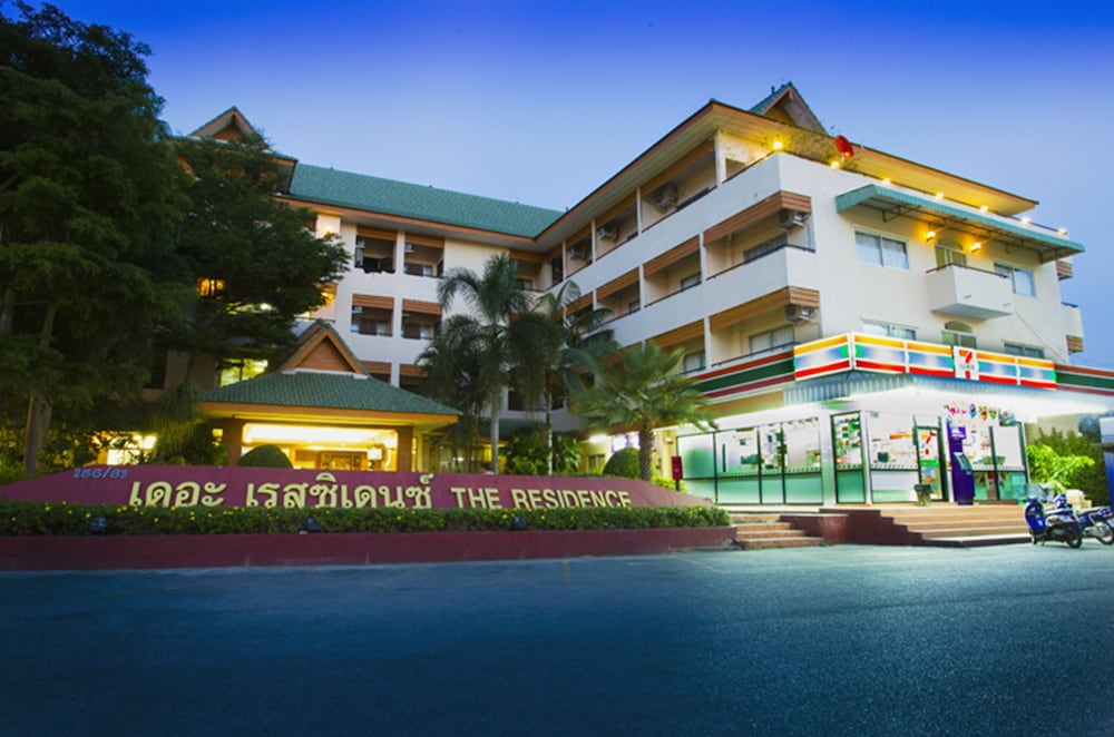 The Residence Hotel 2/39