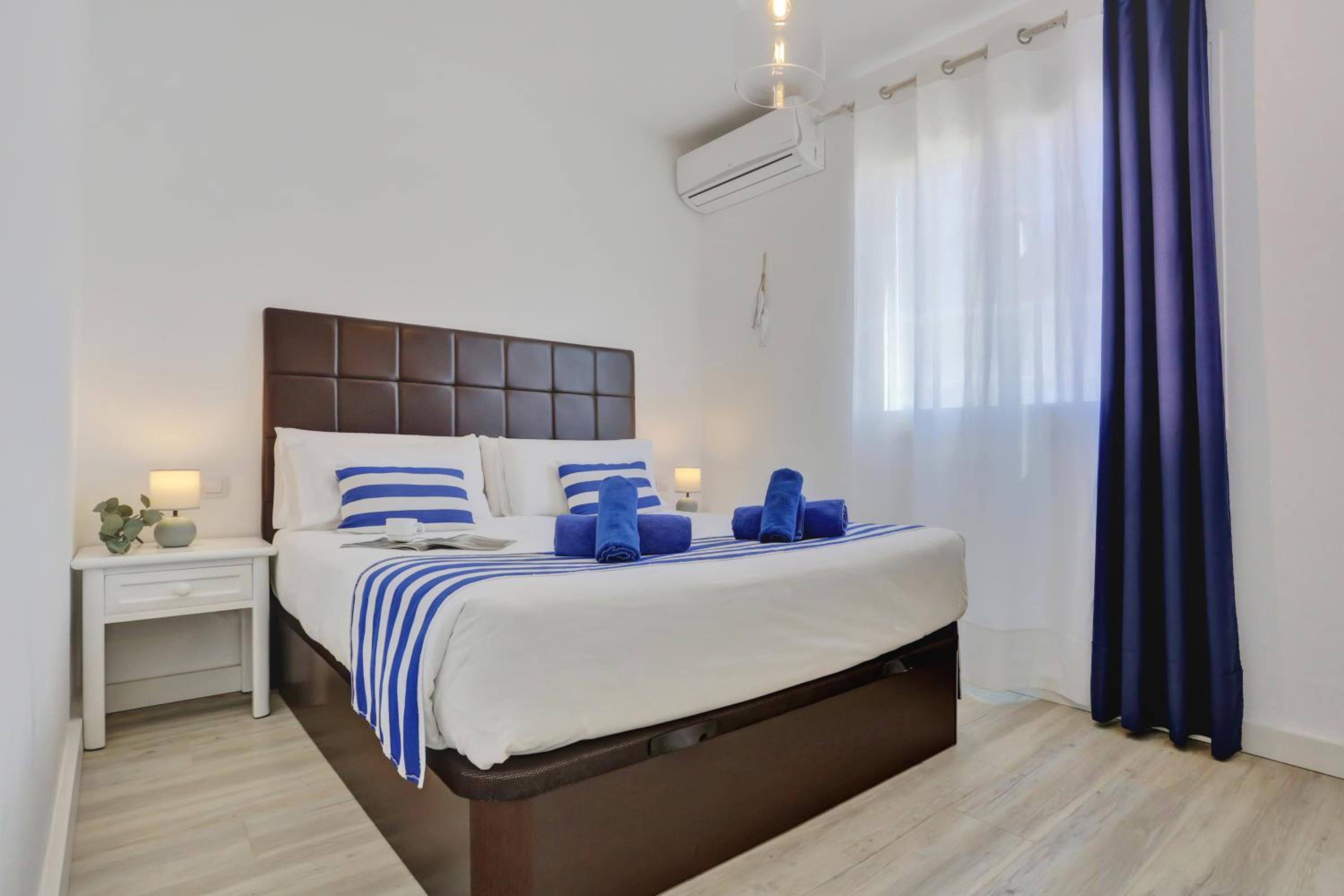 Neptuno Bungalows 6/30