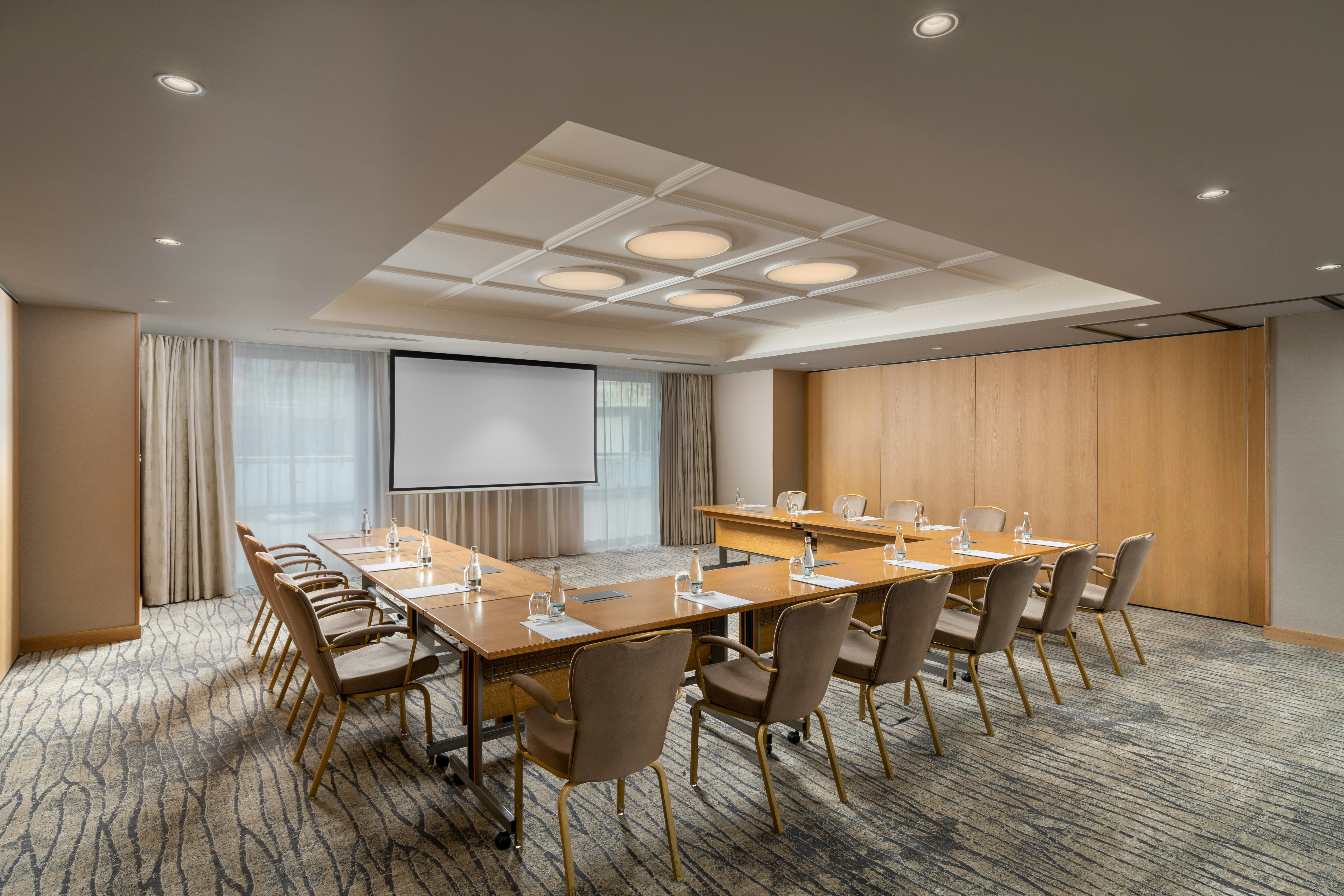 InterContinental Athenee Palace Bucharest an IHG hotel 84/90
