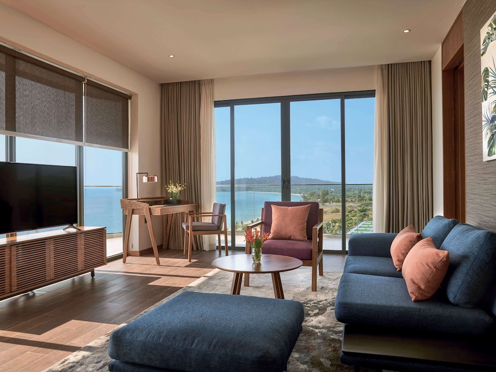 Movenpick Resort Waverly Phu Quoc 50/77