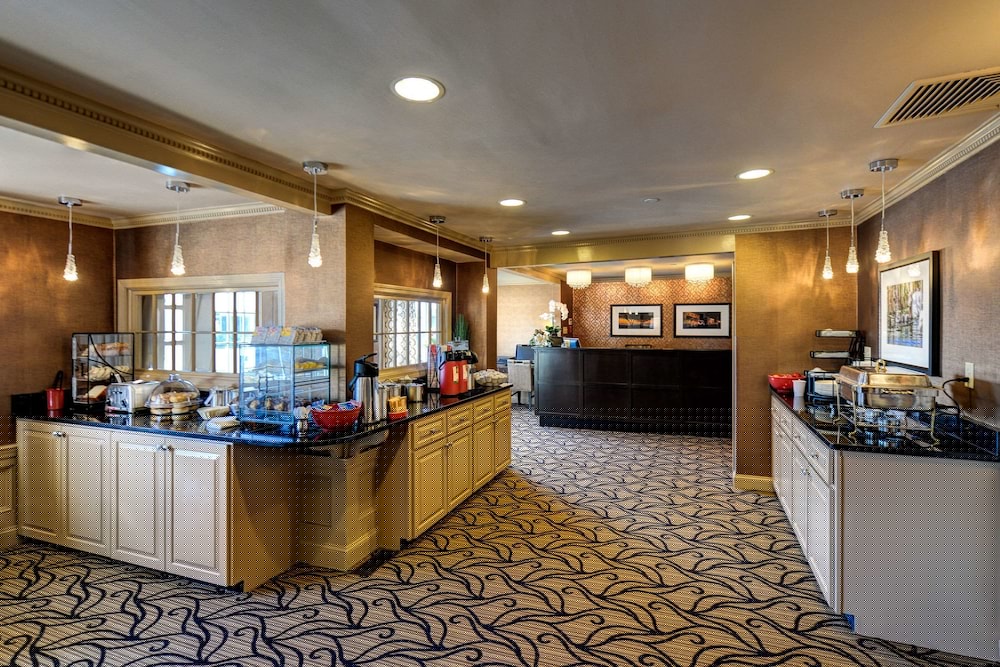 Port Inn And Suites Portsmouth, Ascend Hotel Collection 11/45