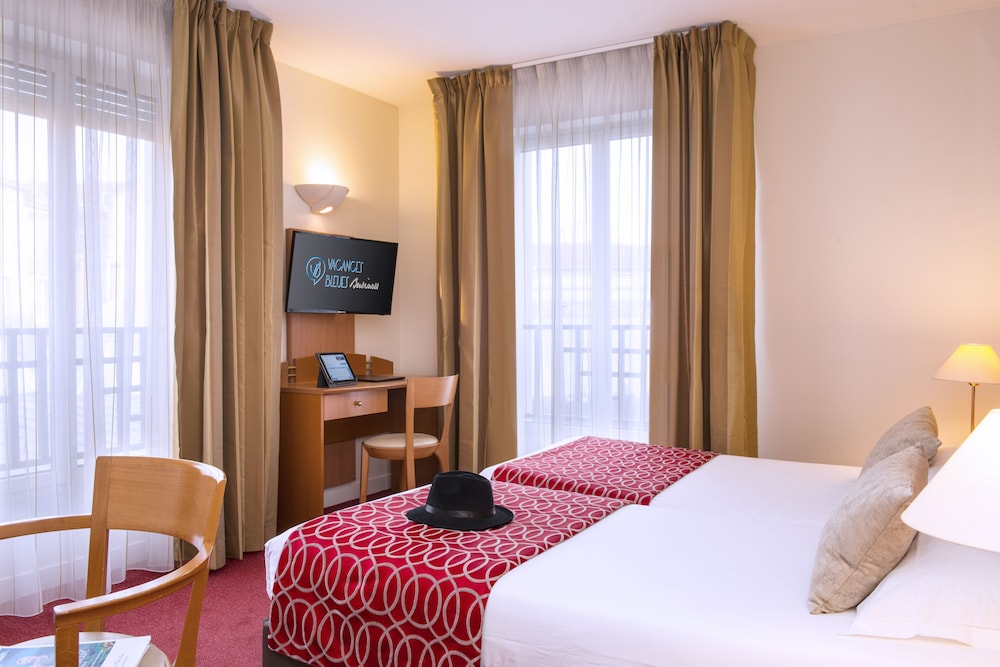 VILLA MODIGLIANI HOTEL 11/54