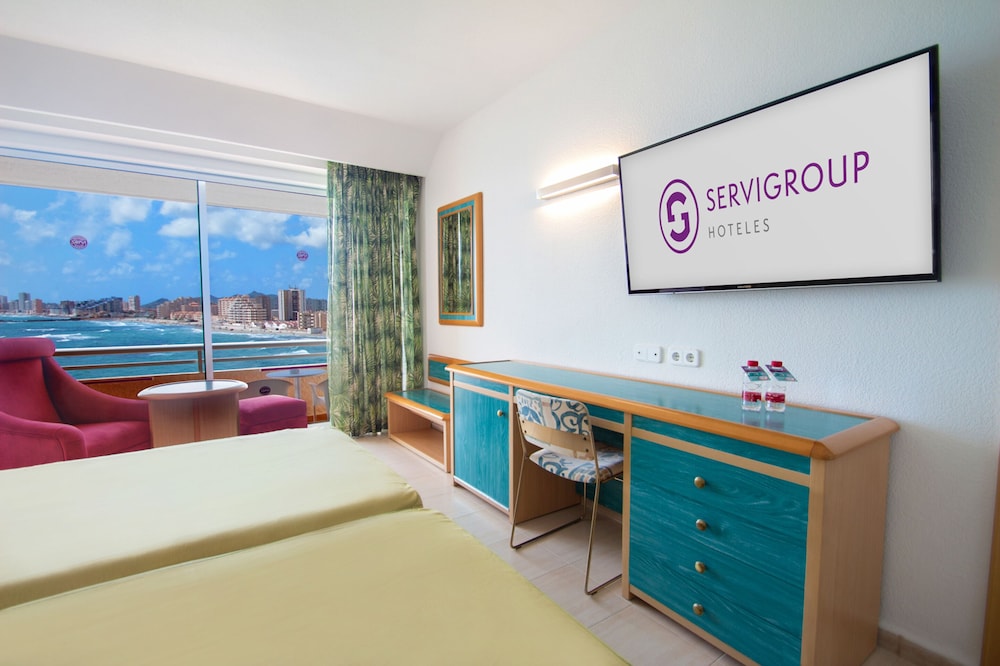 Room, 3 Beds, Sea View, Terrace, Hotel Servigroup Galua 10/10