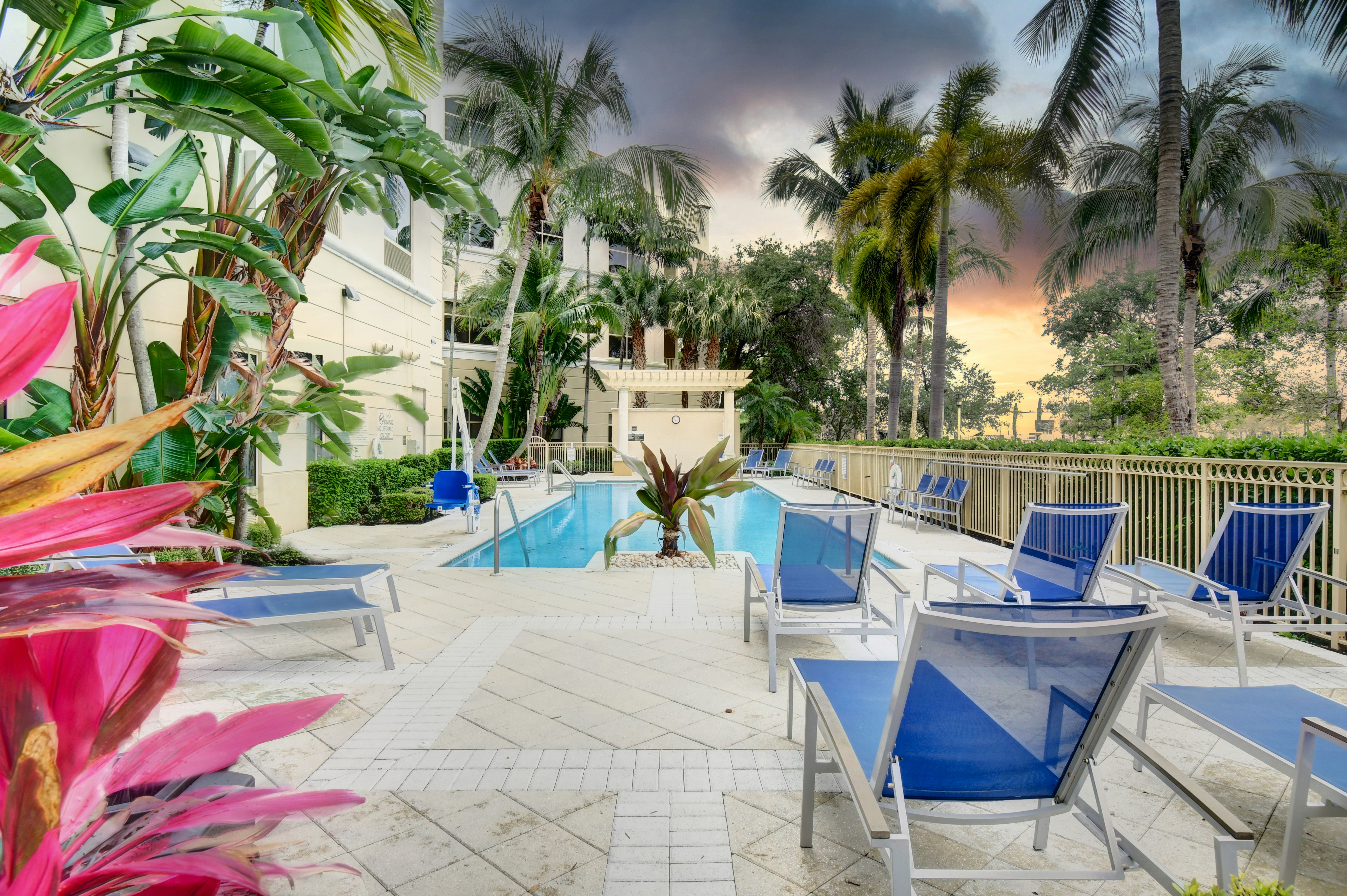 Hilton Garden Inn Palm Beach Gardens 45/55