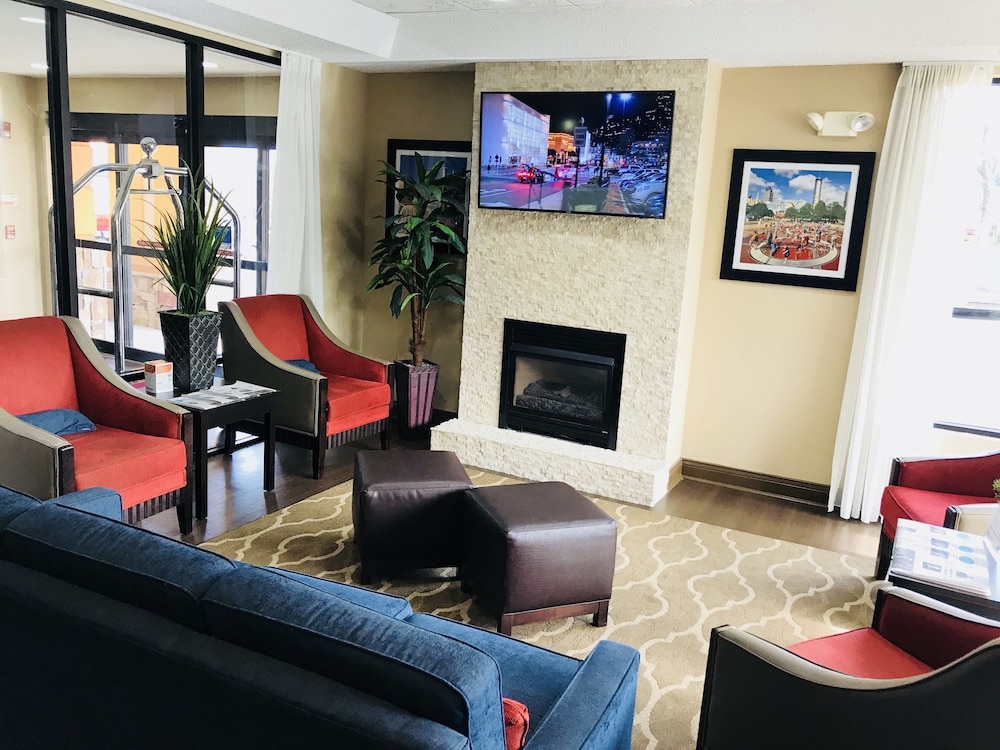 Comfort Inn & Suites Atlanta/Smyrna 25/35