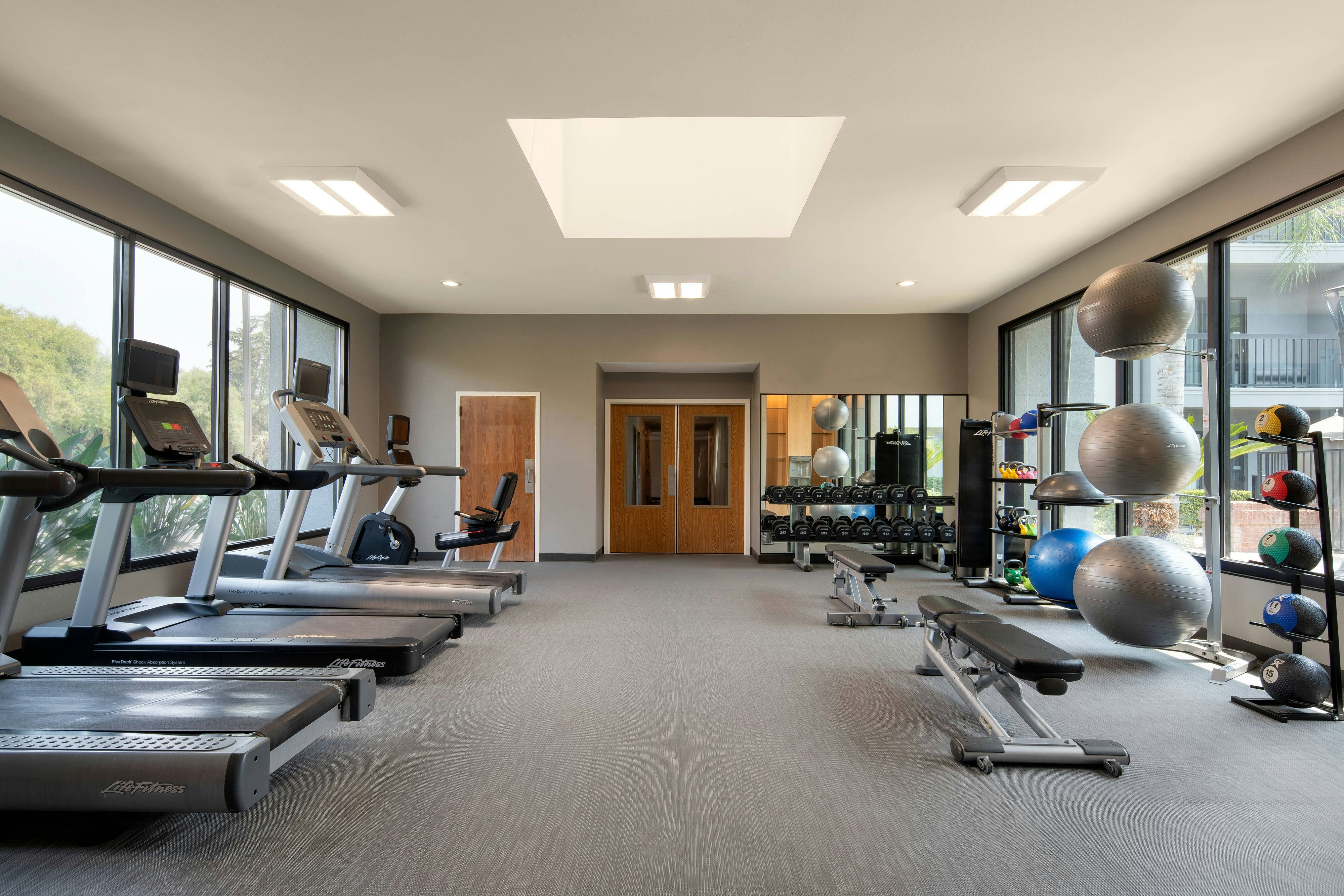 Courtyard By Marriott Fresno 4/8