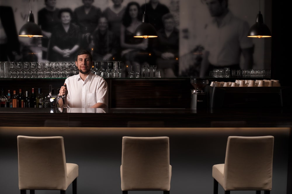 BOUTIQUE HOTEL SOCIETE 35/43