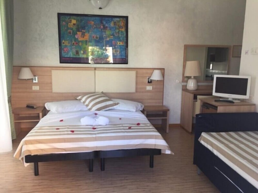 Hotel Losanna Gabicce Mare 19/59