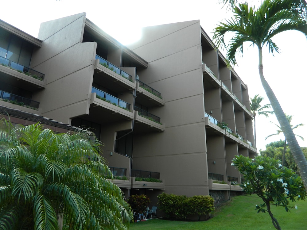 Kahana Villa 6/72