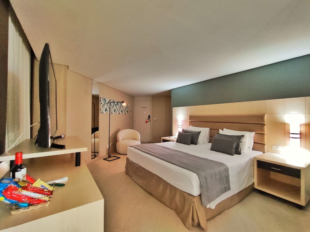 Hotel Metropole Maringa 23/69