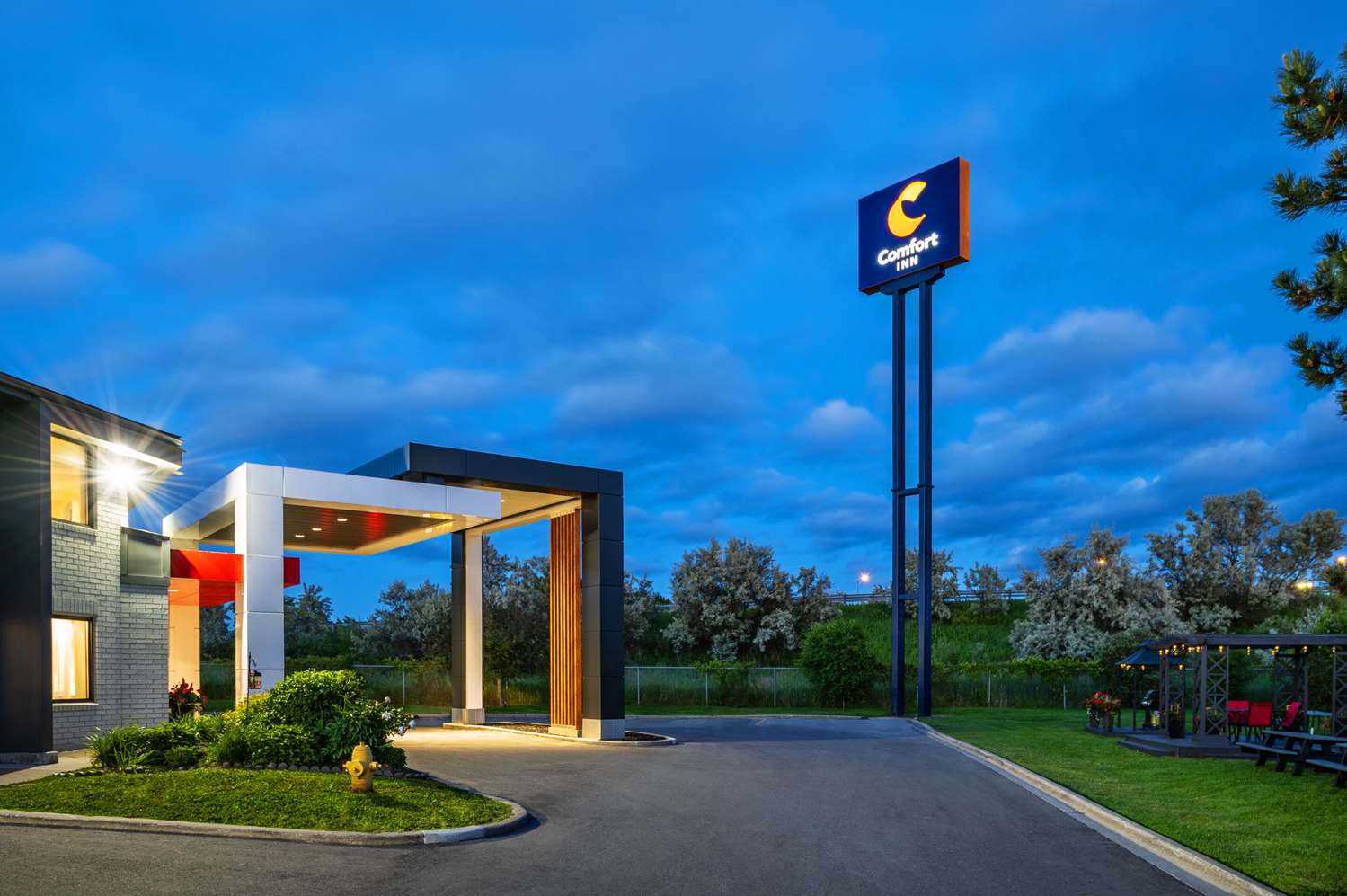 Comfort Inn Newmarket - Aurora 28/30