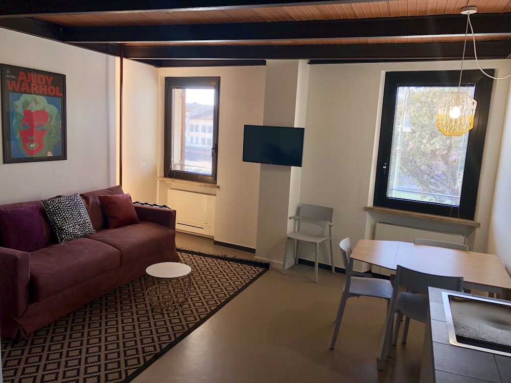 Rivadige Suite 30/50