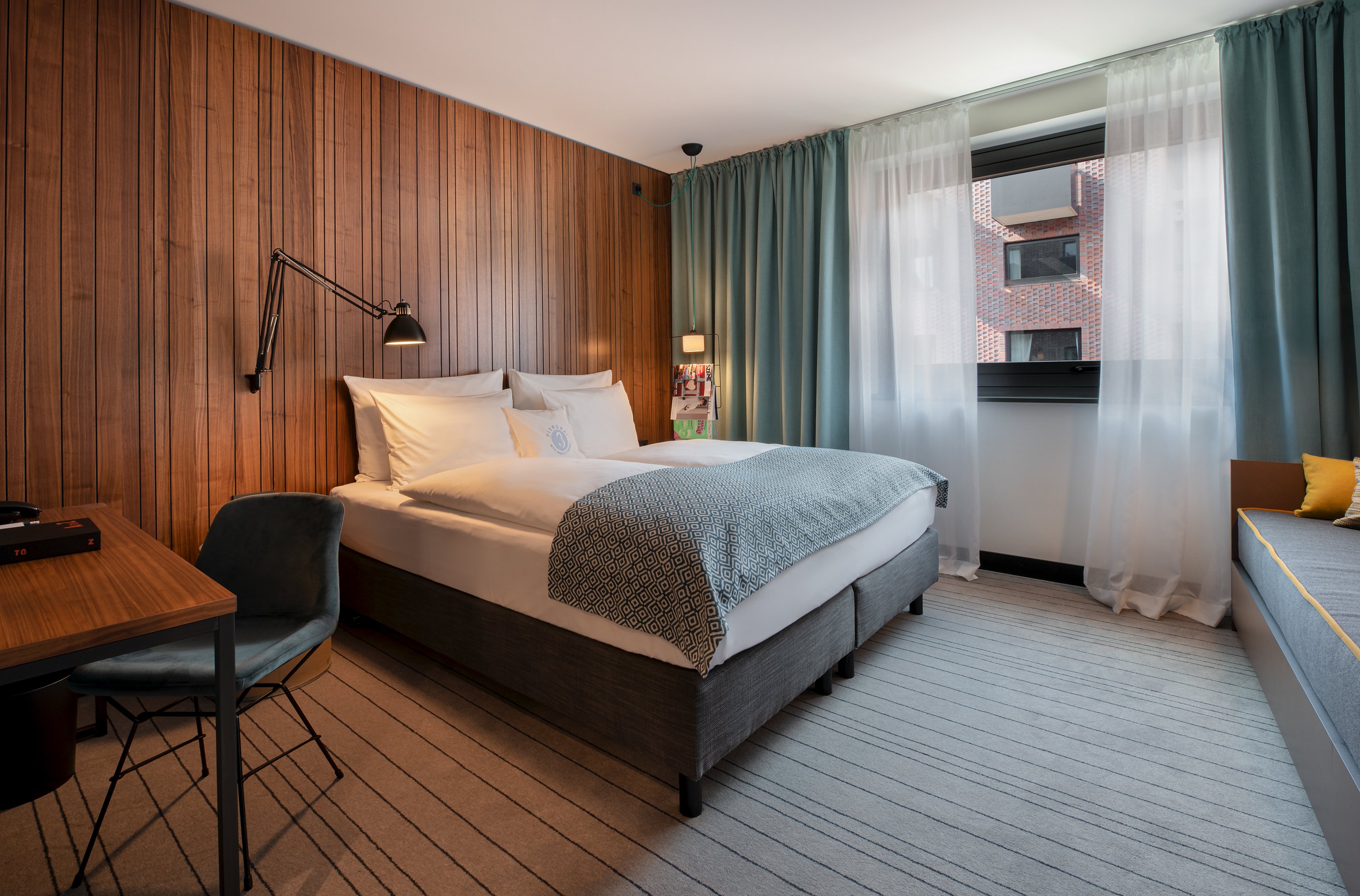 Pierdrei Hotel Hafencity Hamburg 7/24